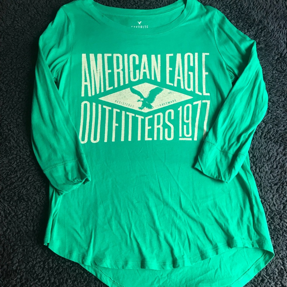 American Eagle Three Quarter Length Tee!